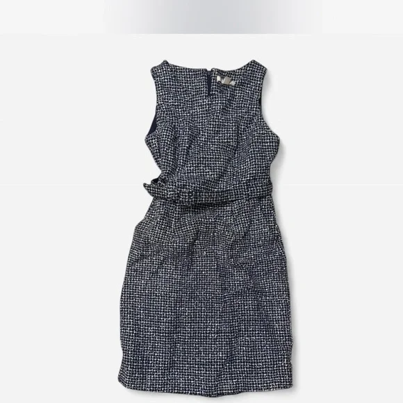 Banana Republic Navy and White dress - Picture 3 of 3